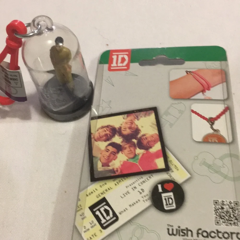 1D One Direction Charm Bracelet & Zayn Keychain NEW Cute A Must have for 1D Fan